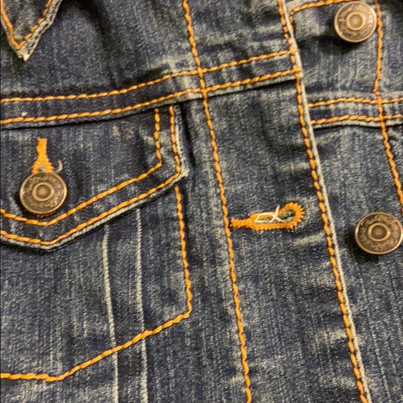 Jeans jacket 🧥 - Picture 3 of 6